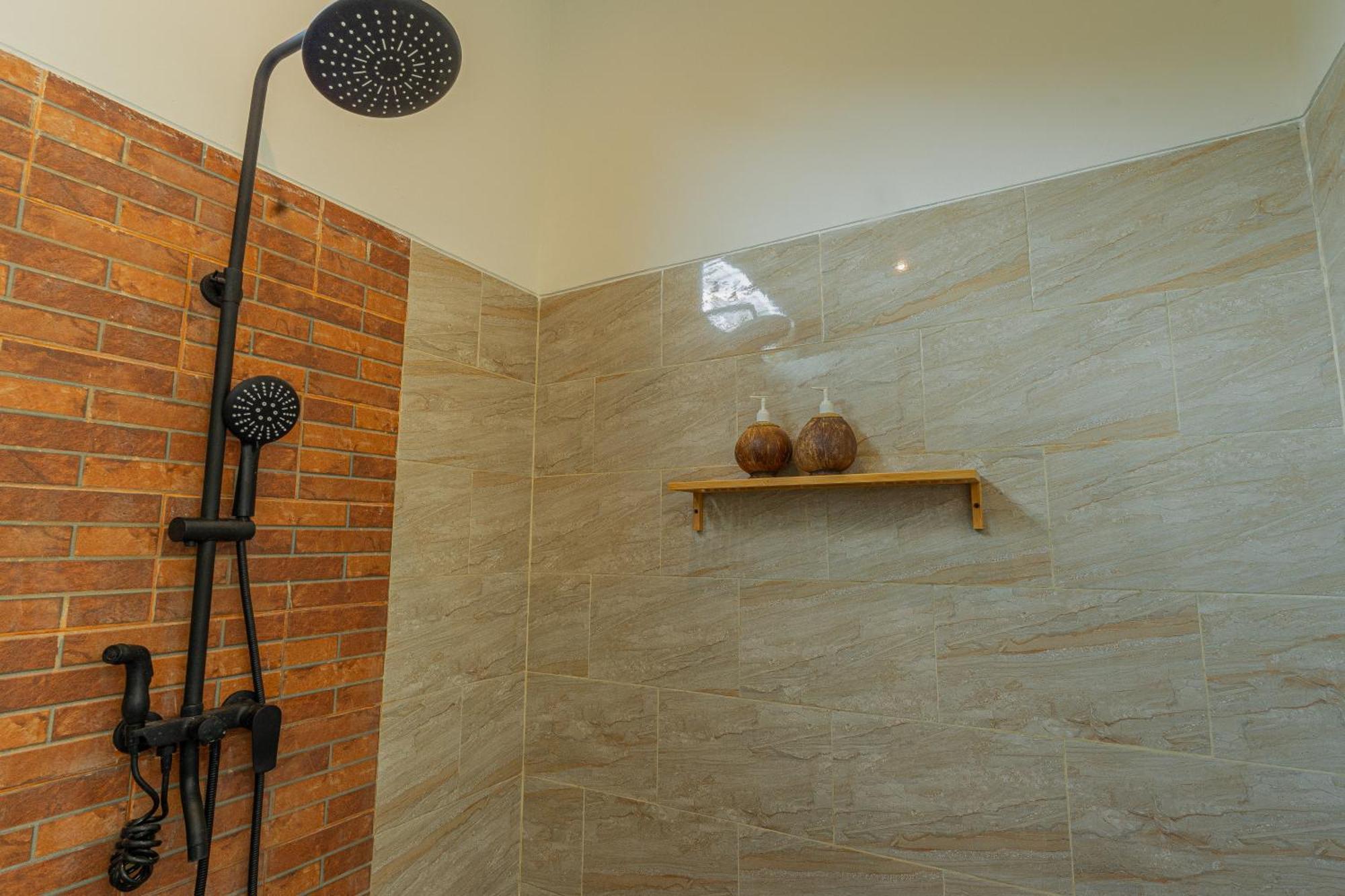Nooju Pererenan Hotell Canggu Rum bild