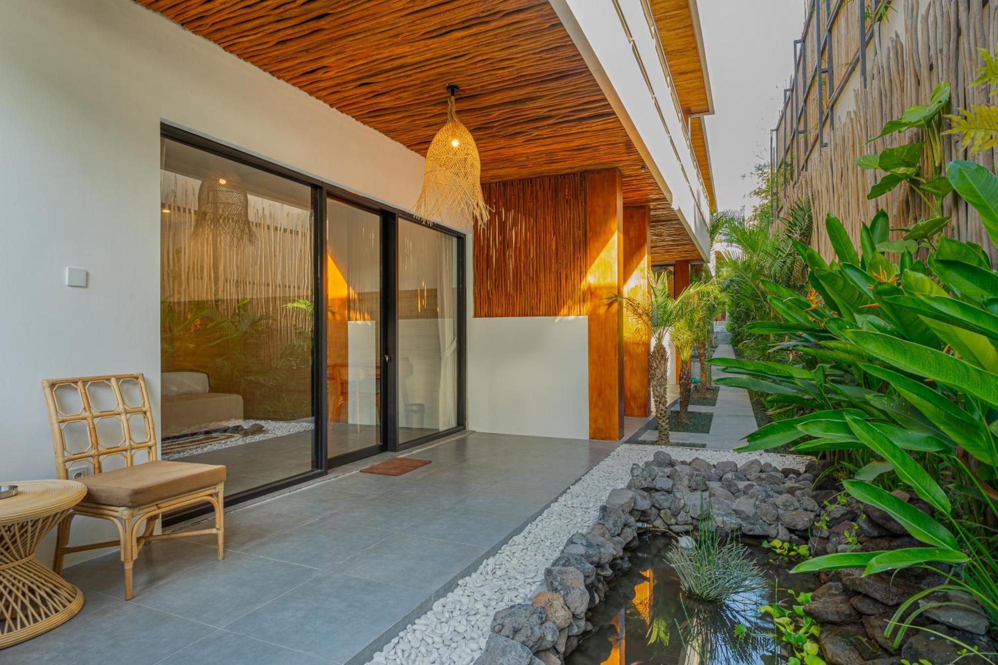 Nooju Pererenan Hotell Canggu Rum bild